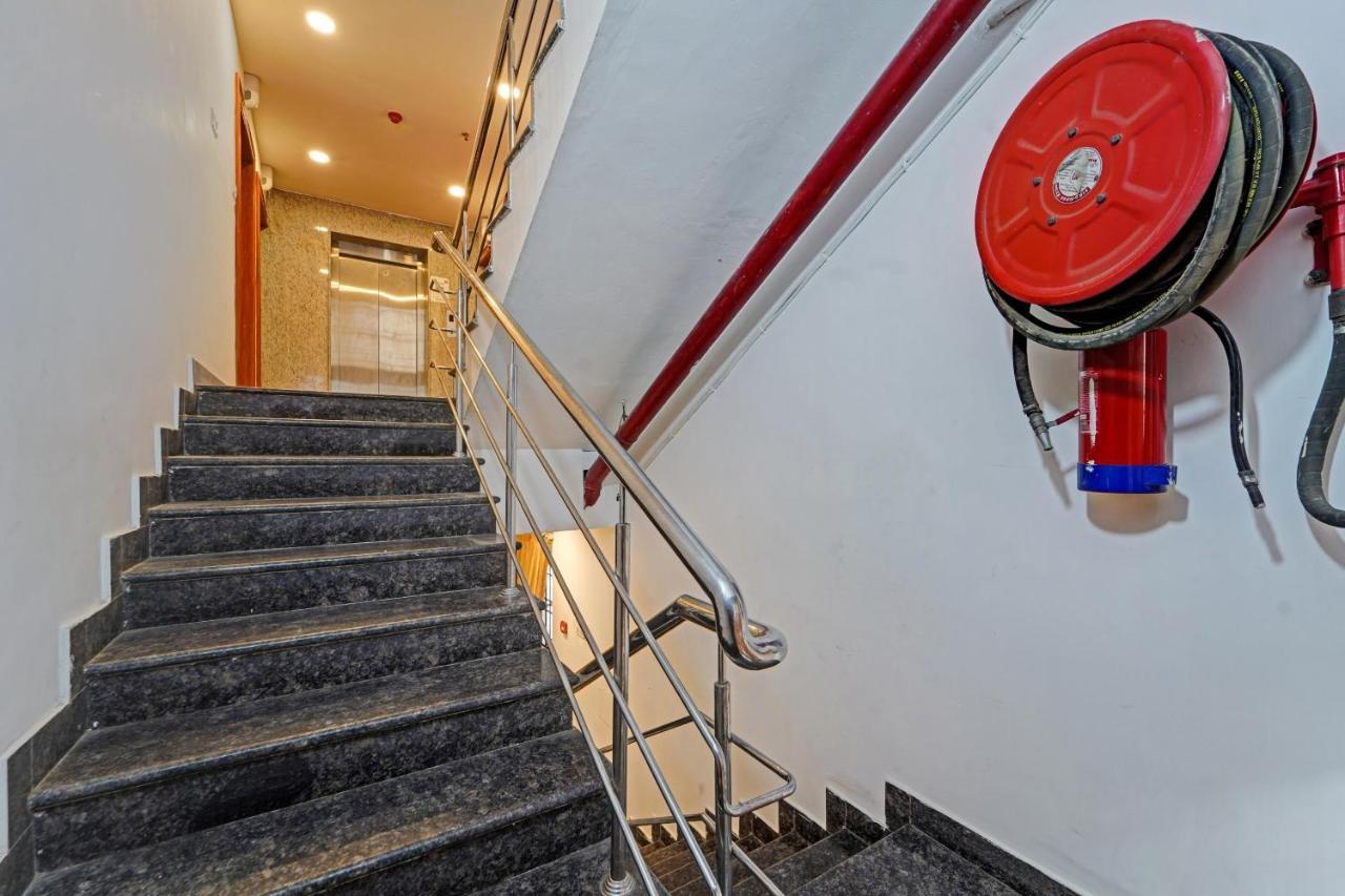 Hotel O J2 Service Apartment Chennai Exterior foto