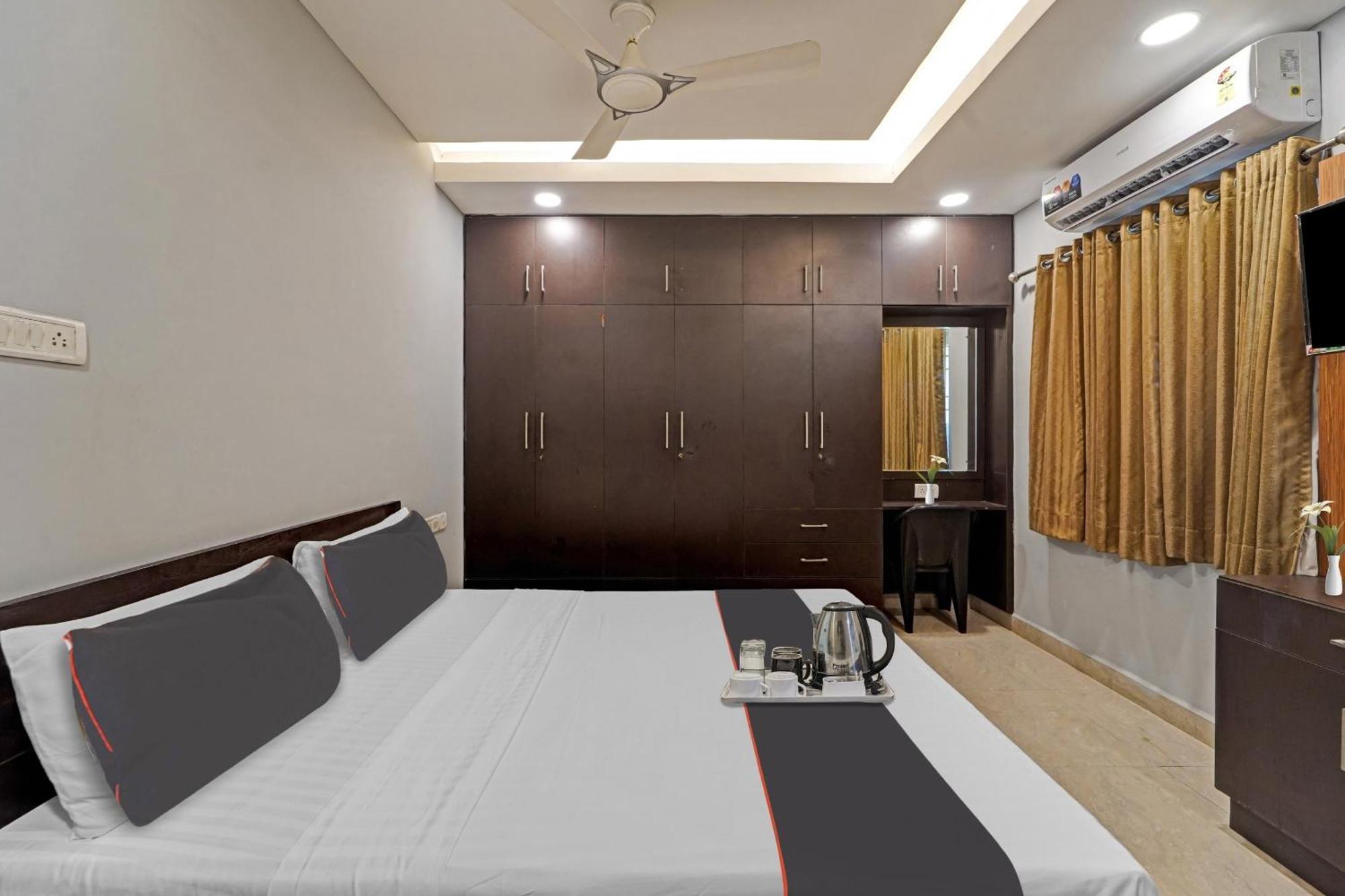 Hotel O J2 Service Apartment Chennai Exterior foto